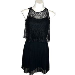 BCBGeneration Black Lace Popover Accordion Pleated Dress Size‎ 6 Small